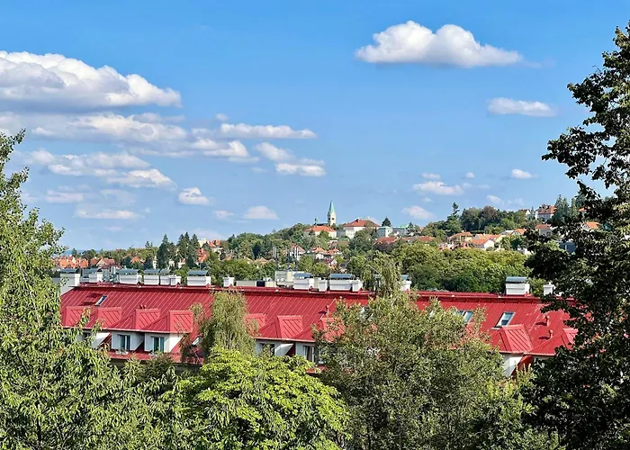 Jana\'S Wow Apt, 2Br, Metro Next Door, Near The Airport